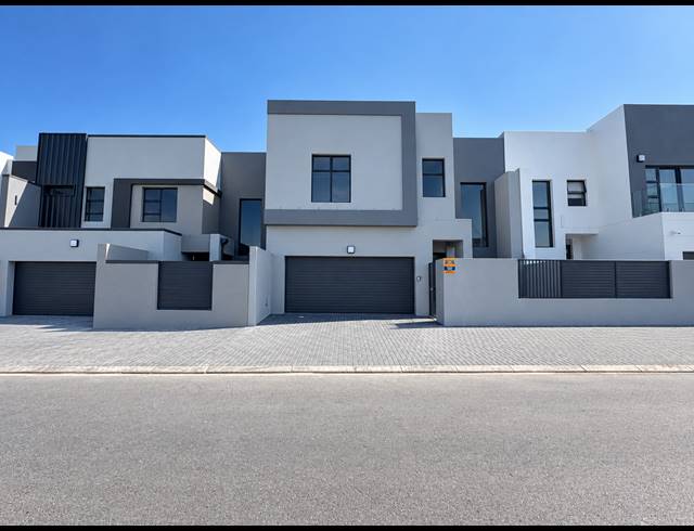 4 BEDROOM HOUSE FOR SALE IN SANDOWN